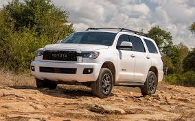 Обзор Toyota Sequoia 2020 года