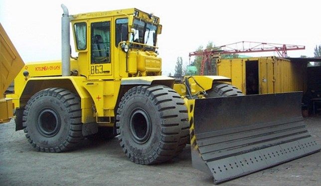 Бульдозеры: основные виды и области применения